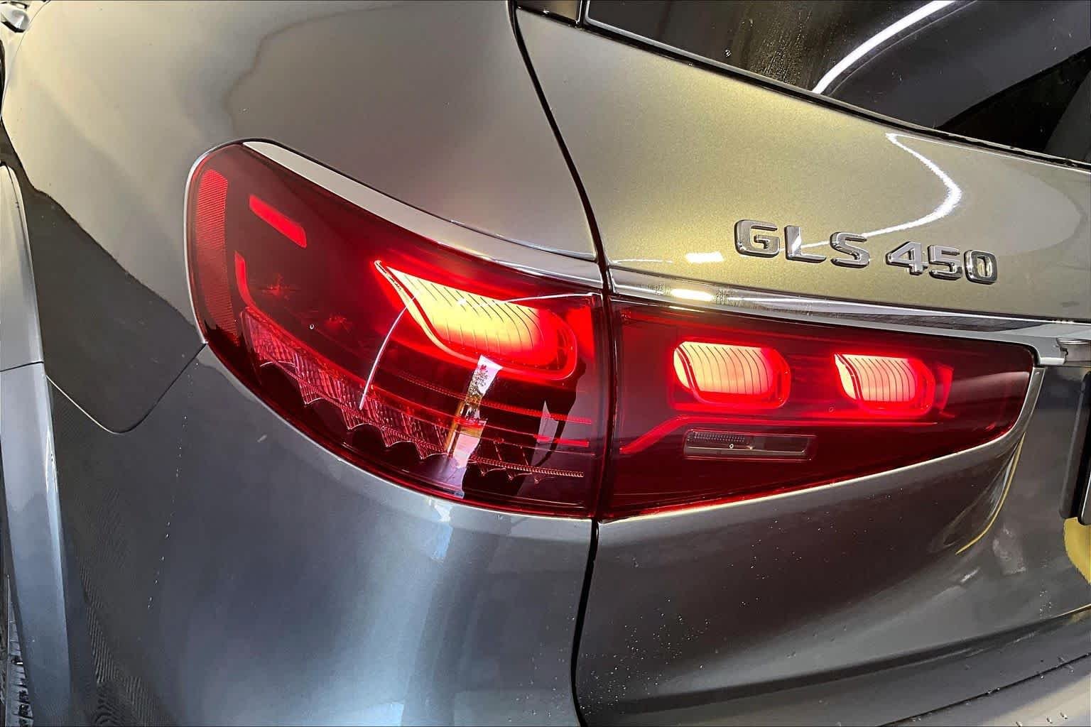 New 2026 Selenite Grey Metallic Mercedes-Benz GLS 450 image 5