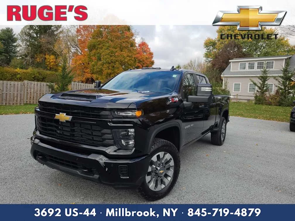 2026 Chevrolet Silverado 2500HD Custom