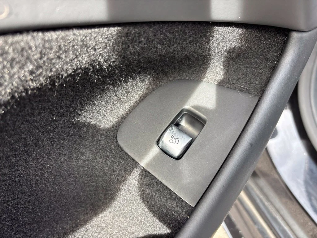 Used 2021 Black Mercedes-Benz Base image 17