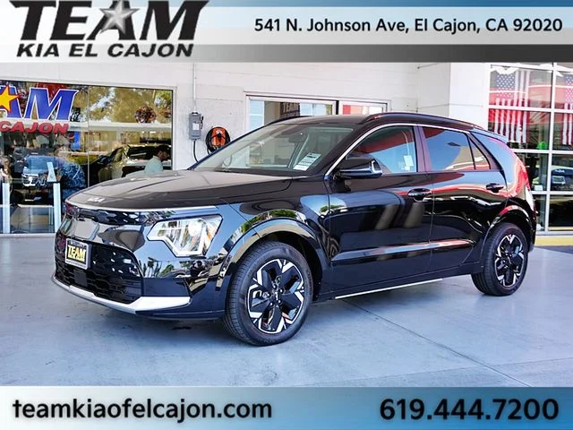 New 2026 Black Kia Wind image 5