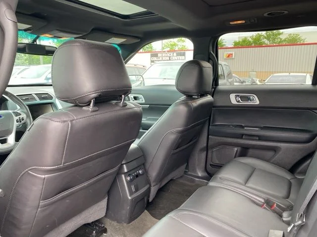 Used 2015 Black Ford XLT image 15