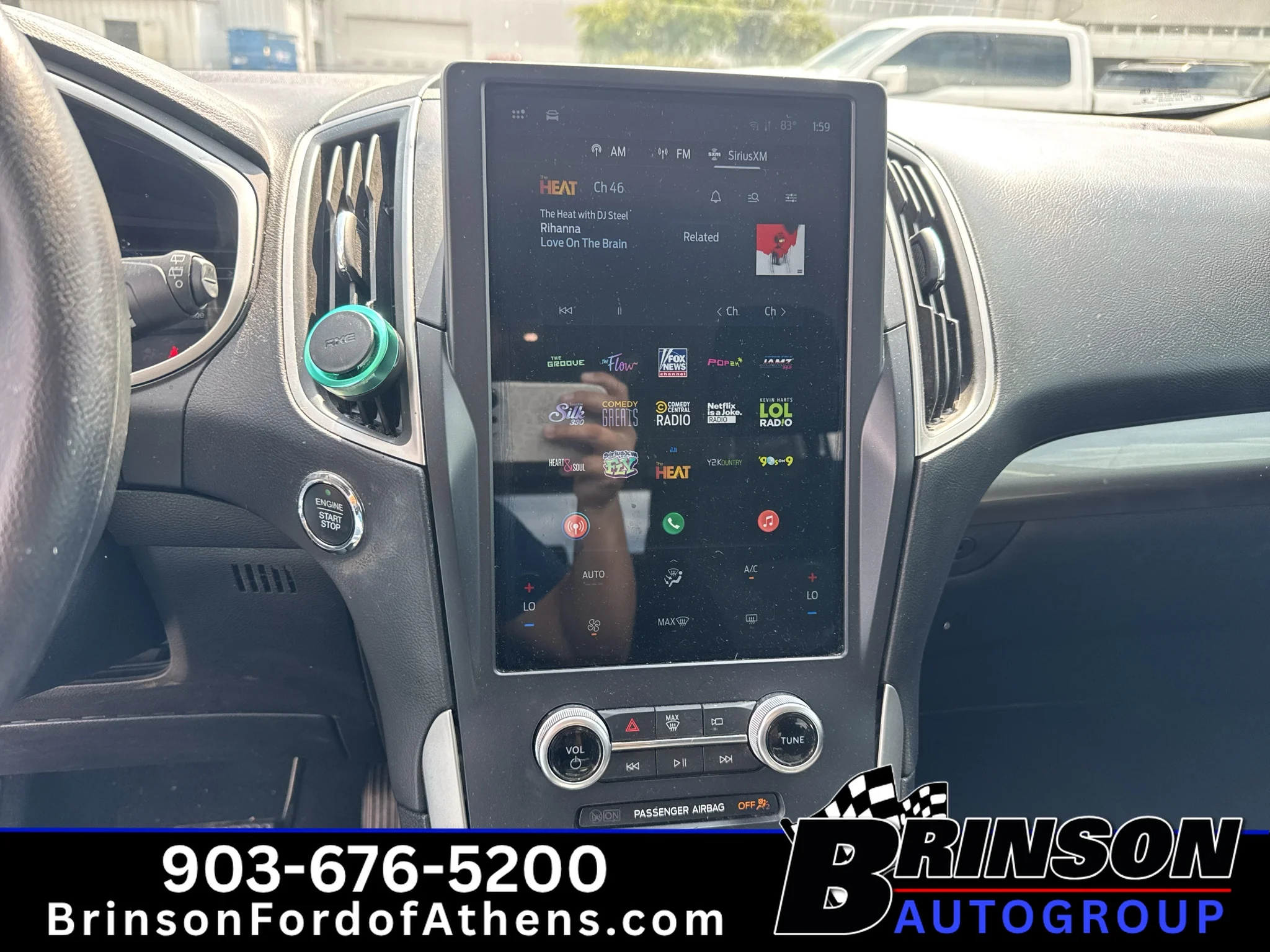 Certified Used 2021 Oxford White Ford SE image 18
