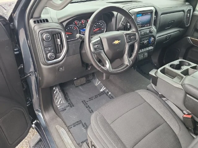 Used 2021 SHADOW GRAY METALLIC Chevrolet LT image 21