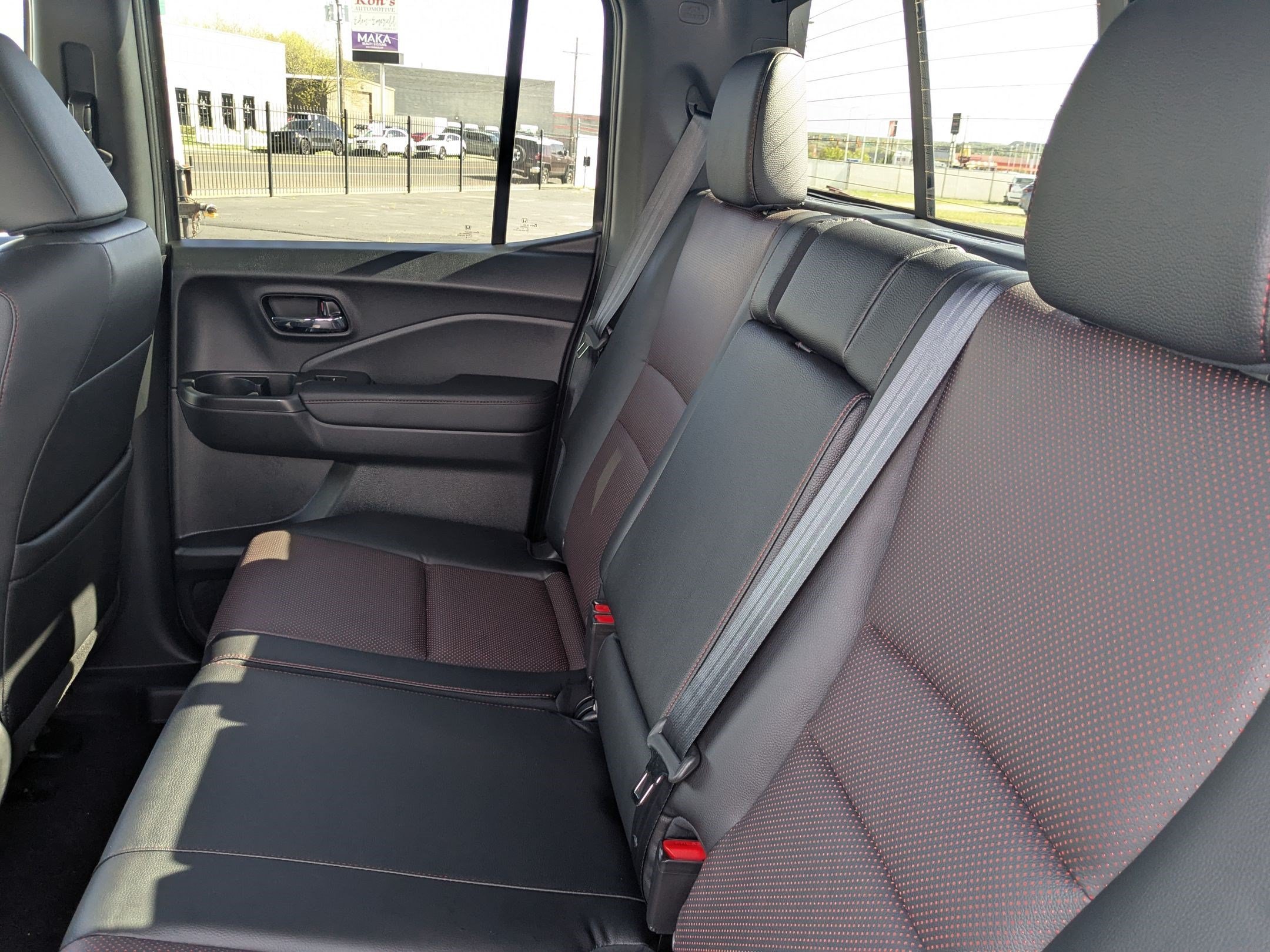 2026 Honda Ridgeline Black Edition - Photo 16