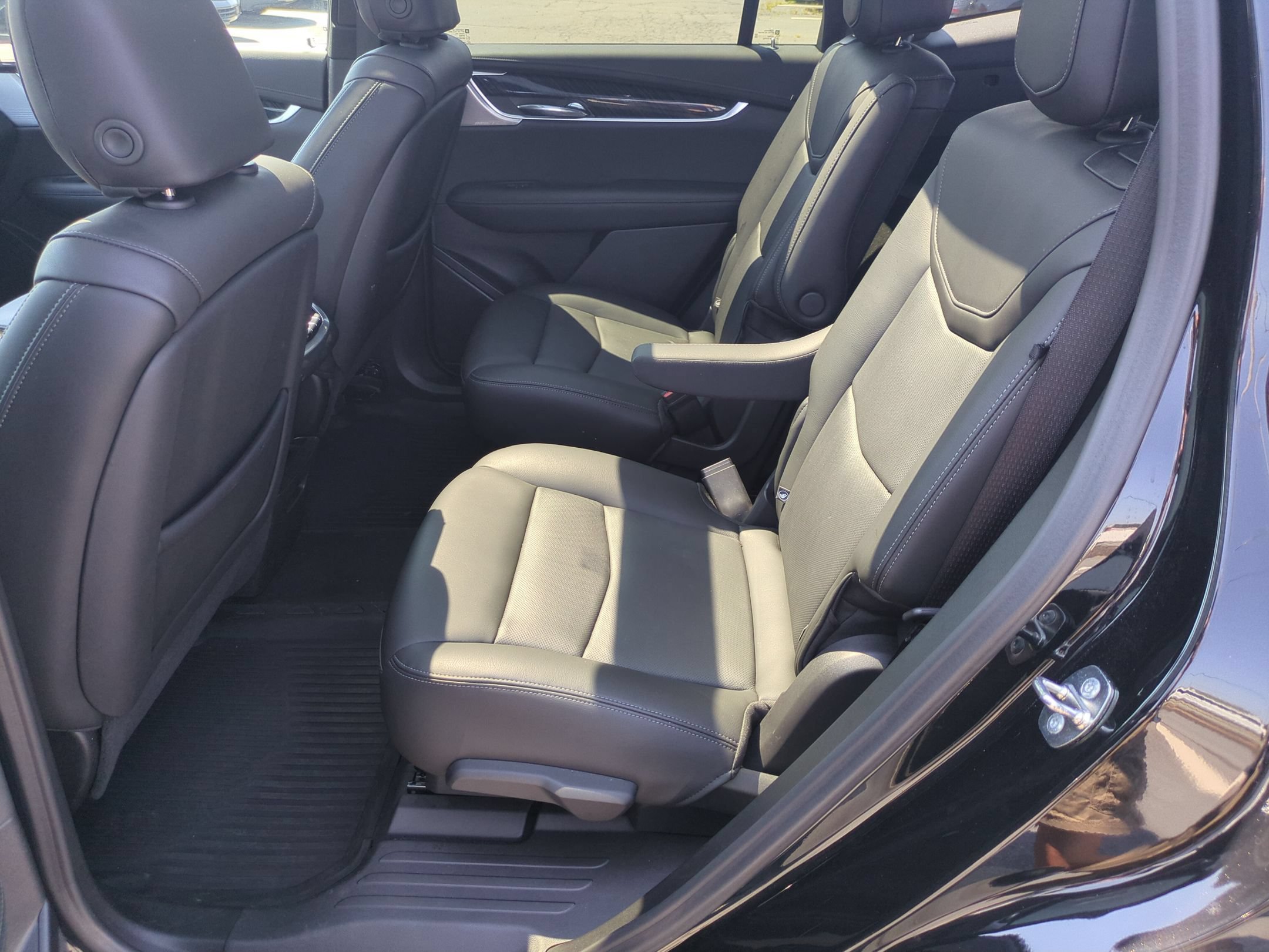 Used 2024 Stellar Black Metallic Cadillac AWD Premium Luxury image 30