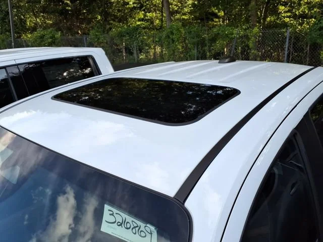 New 2026 Summit White GMC AT4 image 7