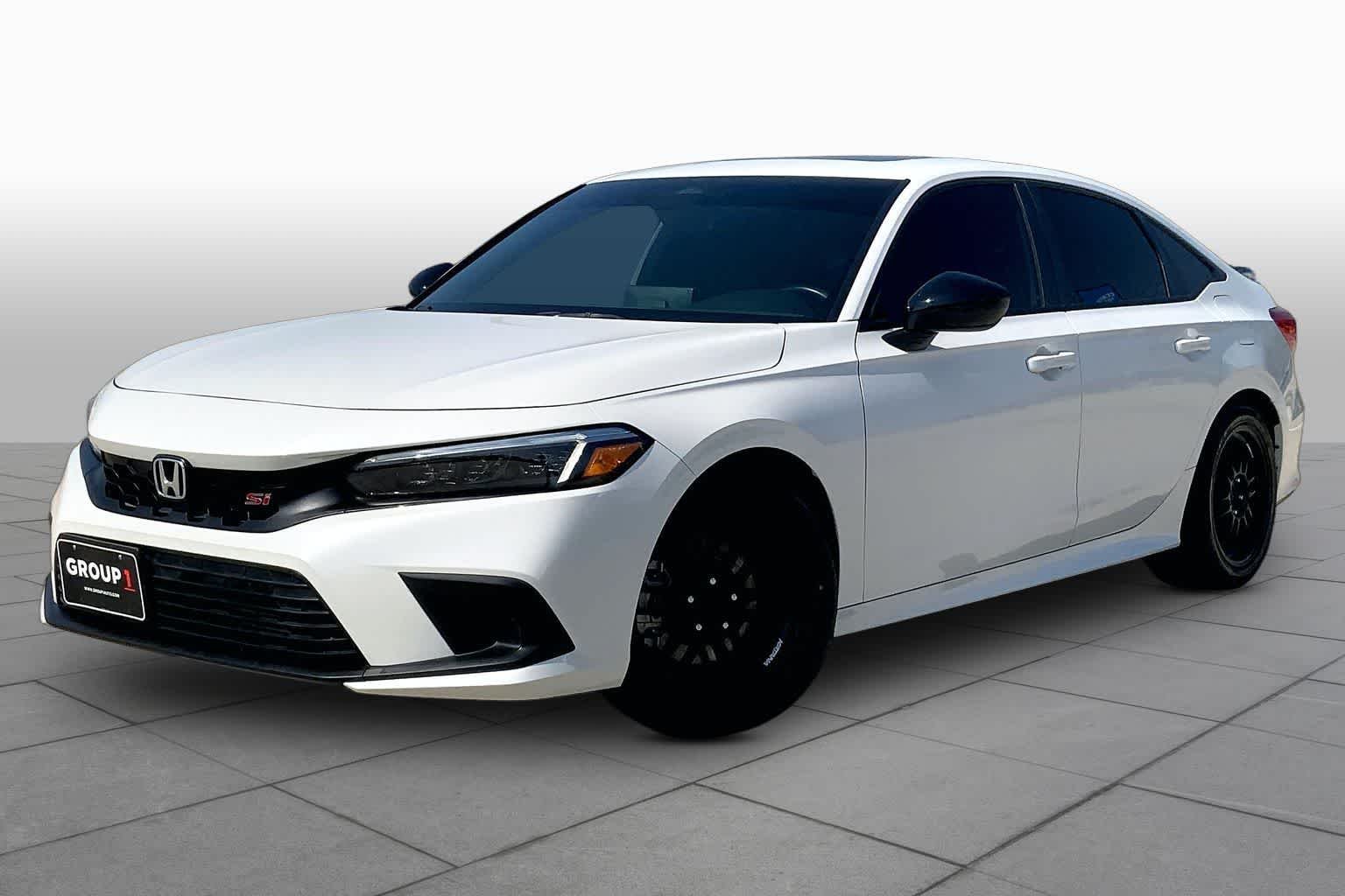 Used 2024 Platinum White Pearl Honda  image 2