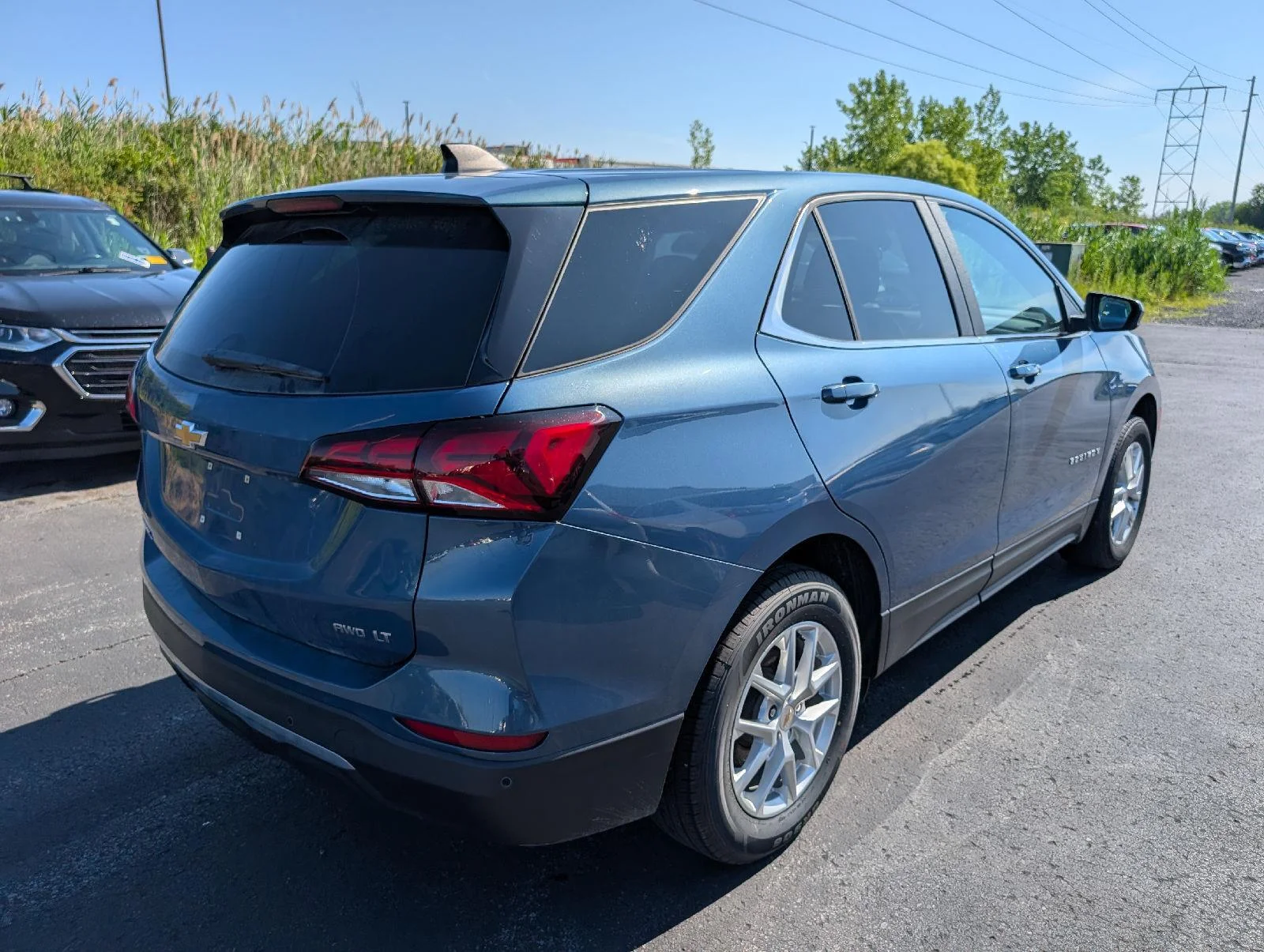 Used 2024 Lakeshore Blue Metallic Chevrolet LT image 8