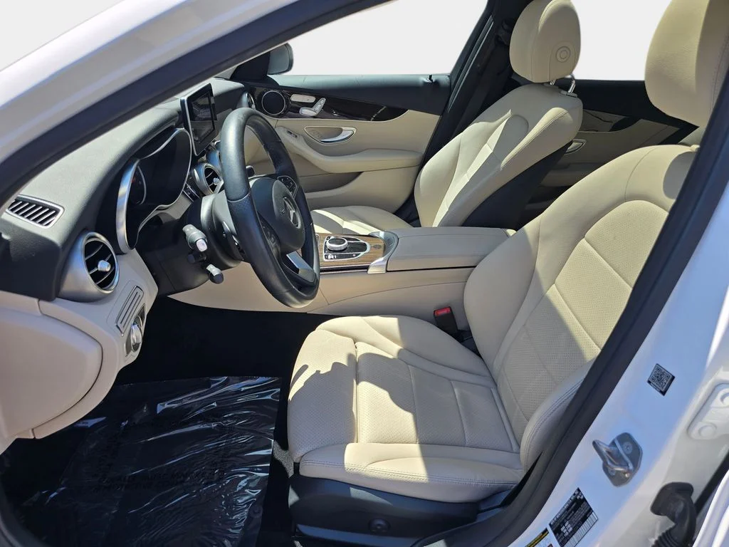 Used 2017 White Mercedes-Benz C 300 image 18