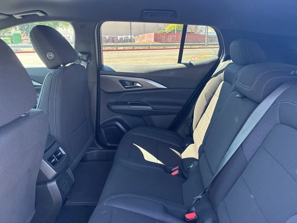 New 2026 Summit White Chevrolet LT image 20