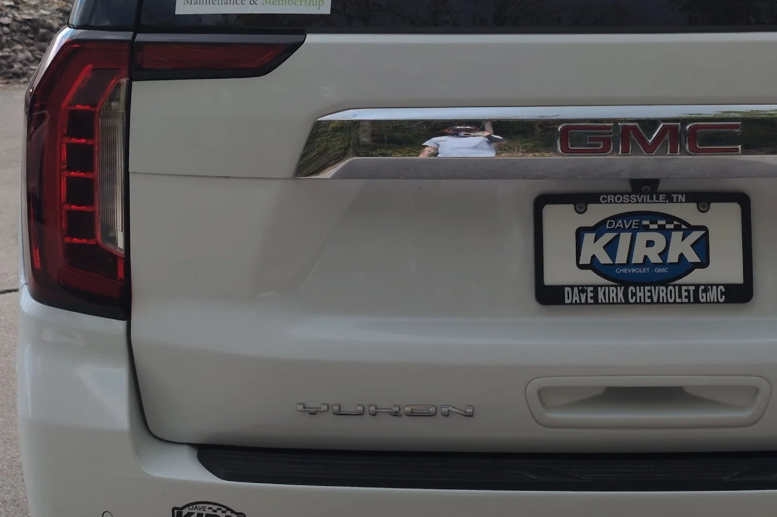 Used 2023 SUMMIT WHITE GMC SLE image 30