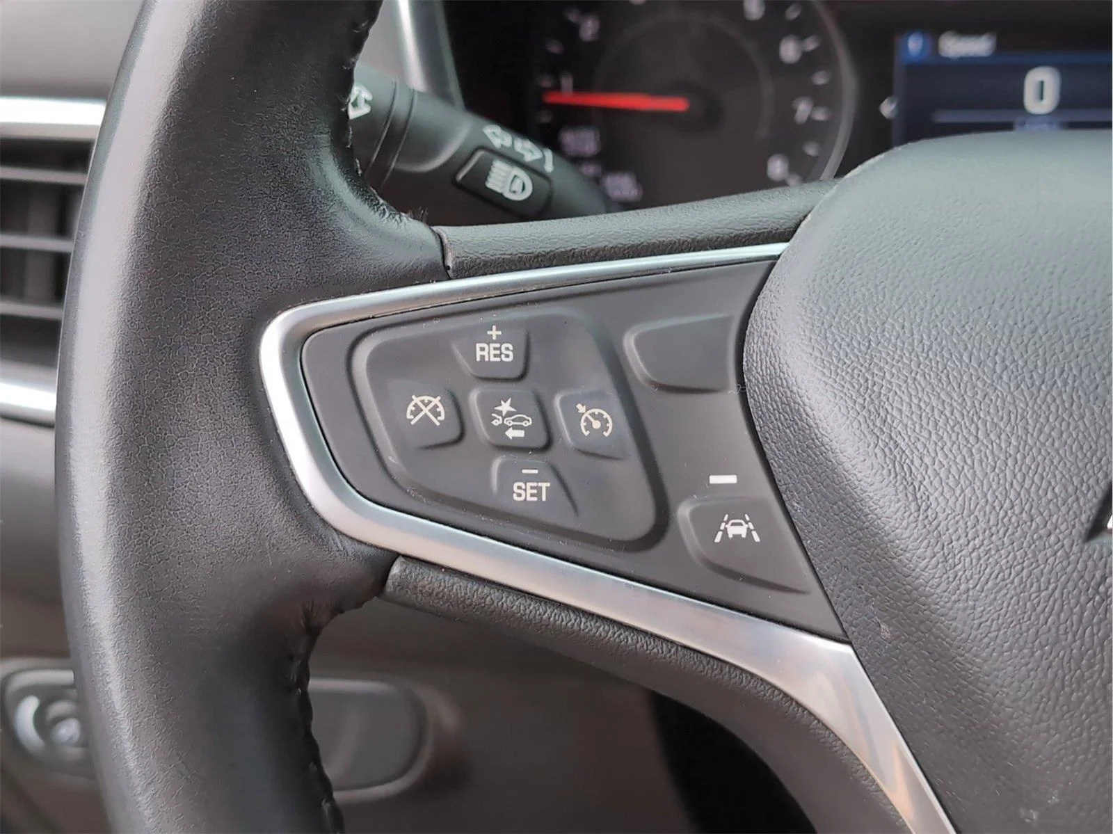 Used 2022 Iron Gray Metallic Chevrolet LT image 25