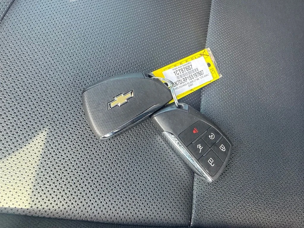 Used 2025 Gray Chevrolet LT image 26