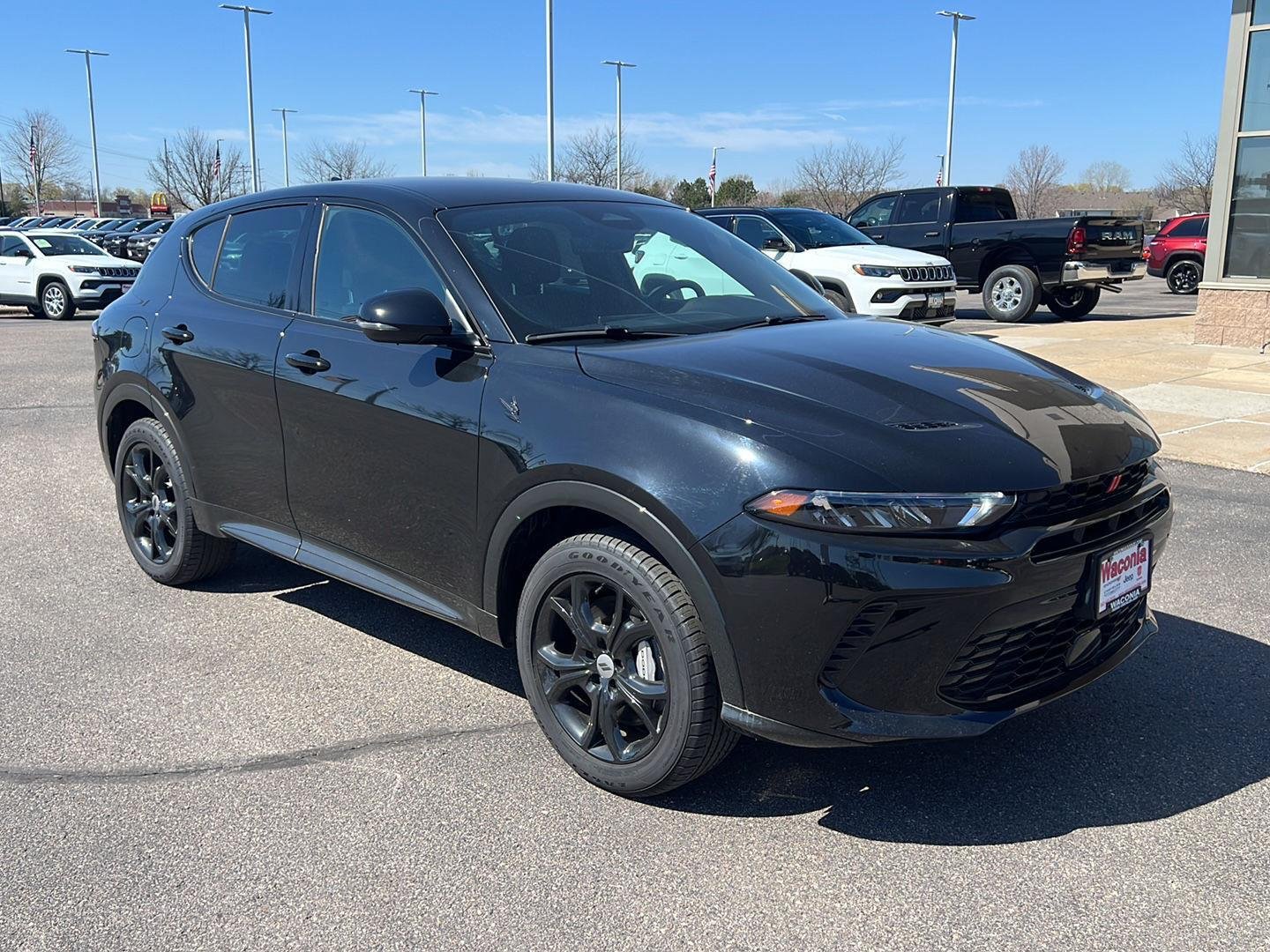 Used 2024 Dodge Hornet R/T with VIN ZACPDFCW6R3A11606 for sale in Waconia, Minnesota