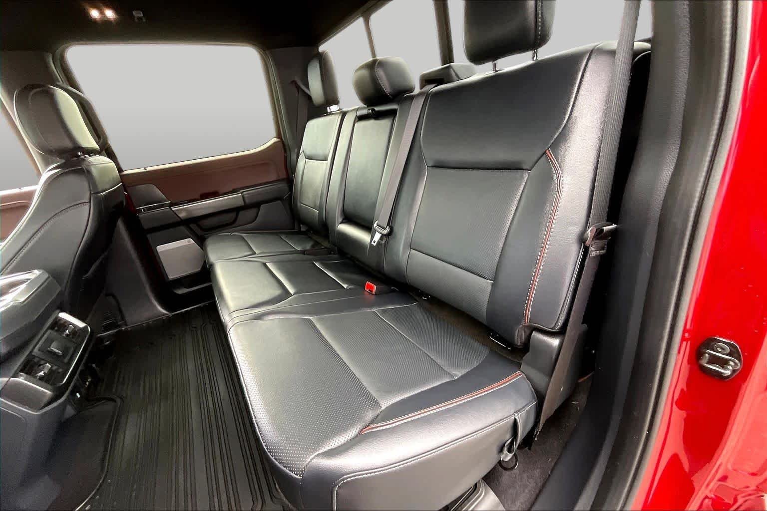 Used 2023 Rapid Red Metallic Tinted Clearcoat Ford LARIAT image 19