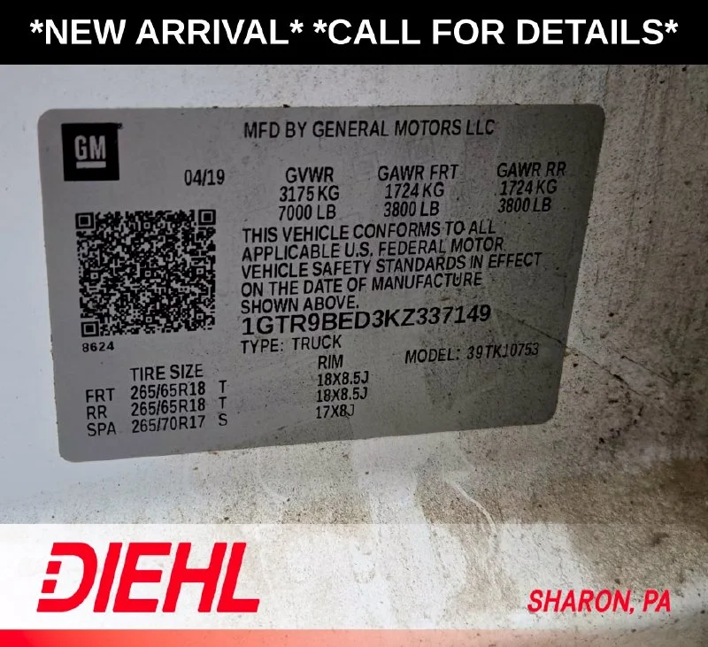 Used 2019 White GMC SLE image 9