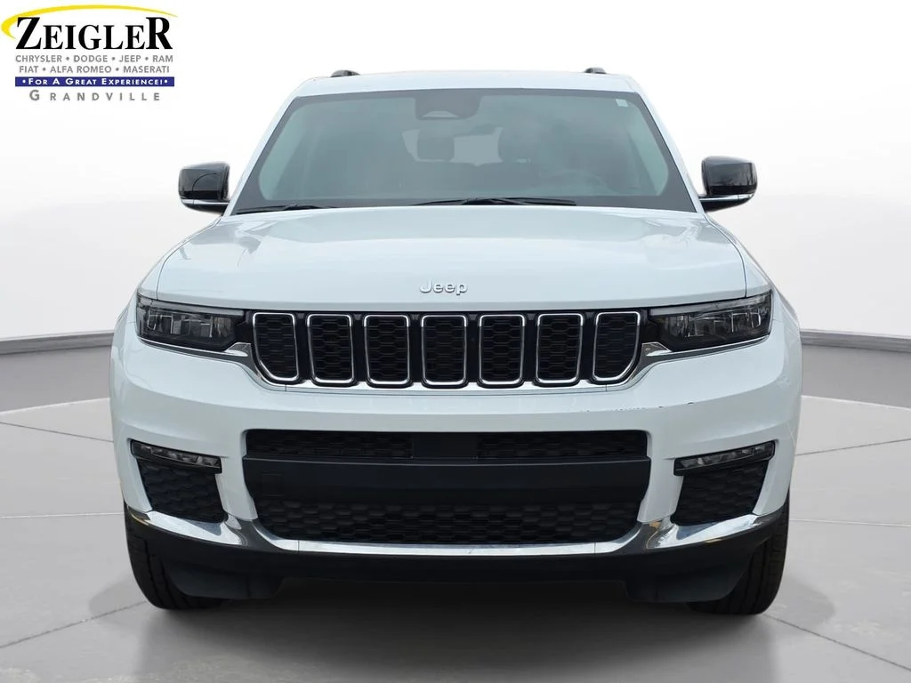 Used 2024 White Jeep Limited image 2