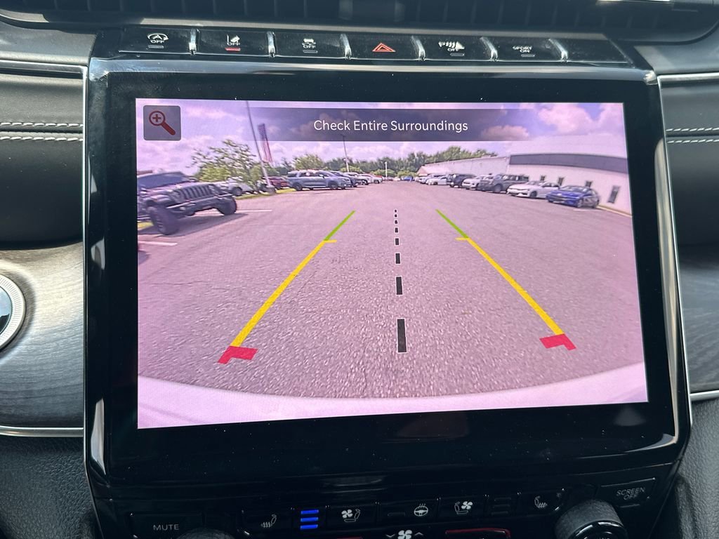 2023 Jeep Grand Cherokee Overland - Photo 29