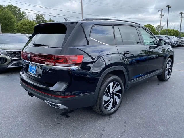 2025 Volkswagen Atlas SE w/Tech - Photo 6