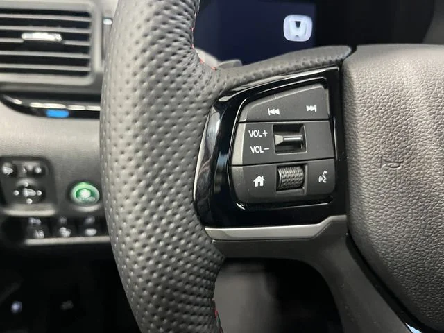 New 2026 Sonic Gray Pearl Honda Black Edition image 17