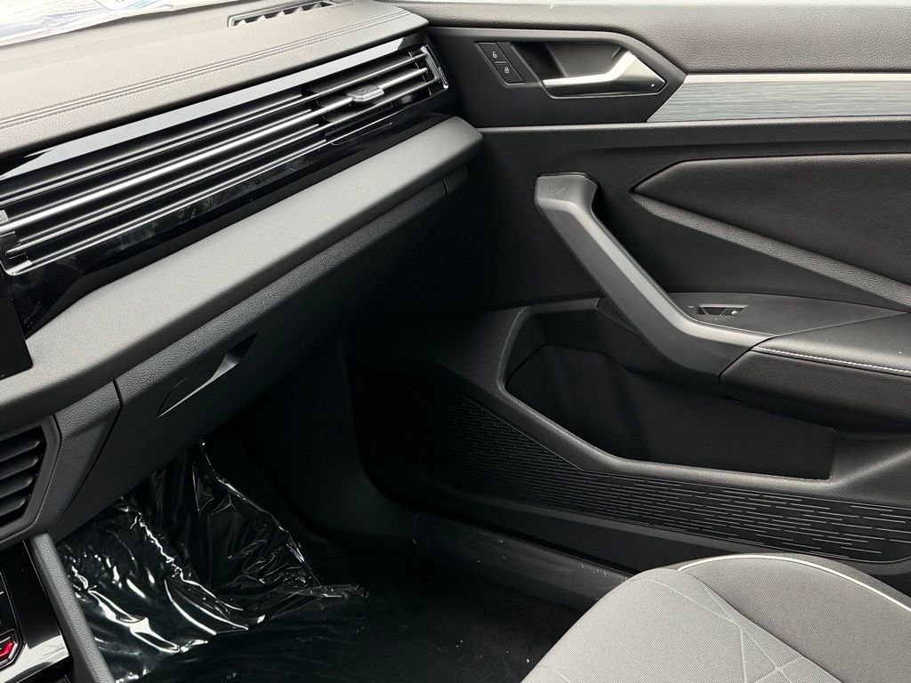 2026 Volkswagen Jetta Sport - Photo 32
