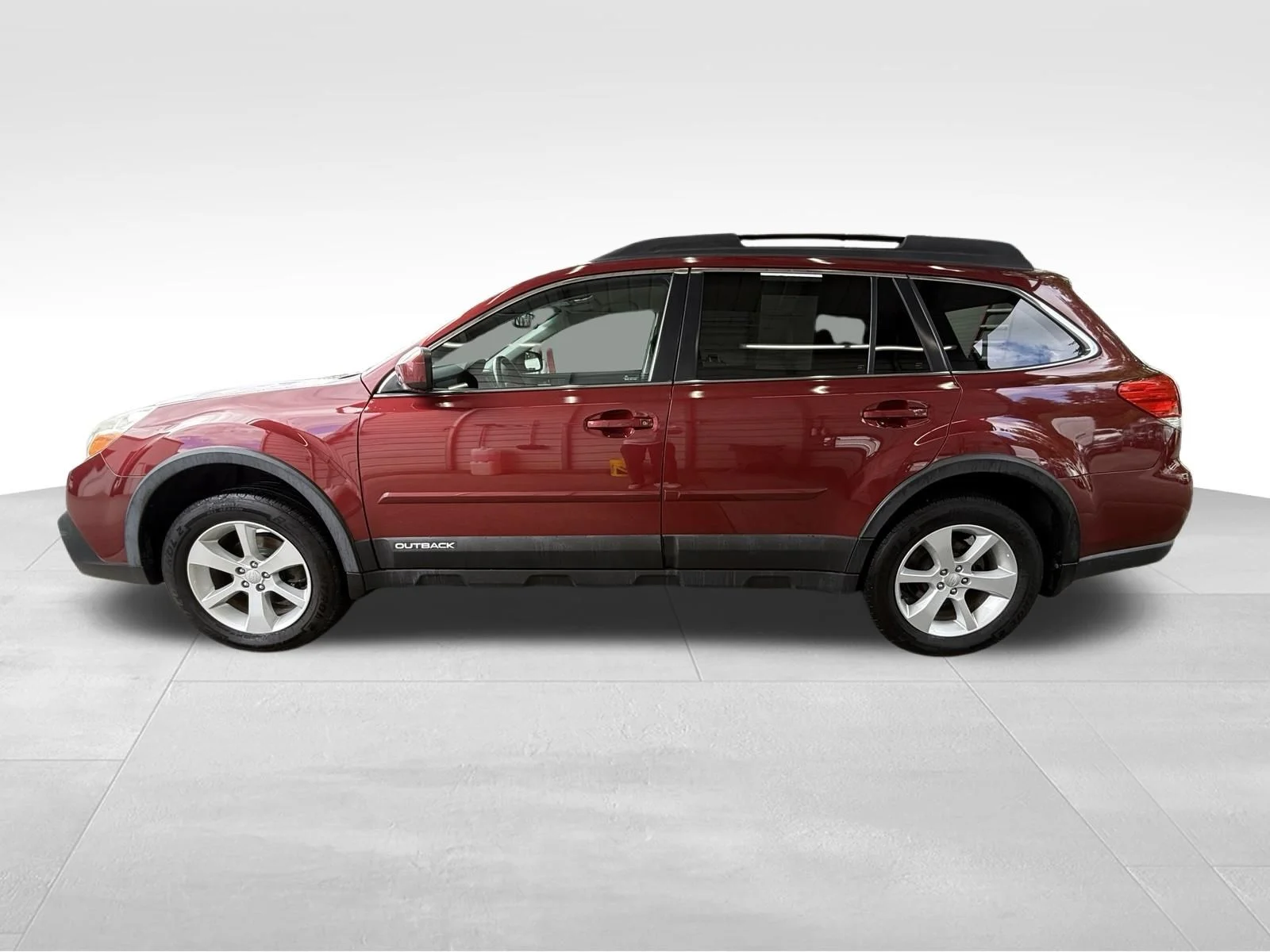 Used 2014 Red Subaru 2.5i Premium image 9