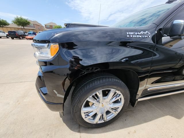 Used 2022 Black Chevrolet High Country image 7