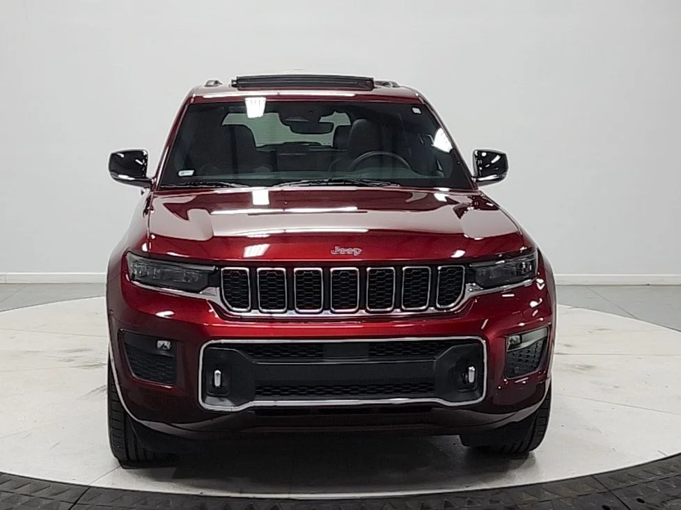 Used 2023 Red Jeep Overland image 2