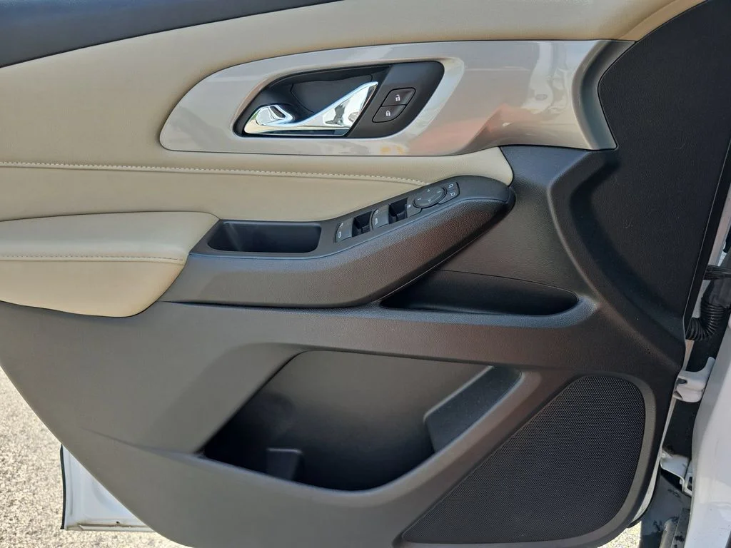 2022 Chevrolet Traverse 1LT - Photo 23