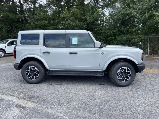 New 2026 White Ford Base image 2