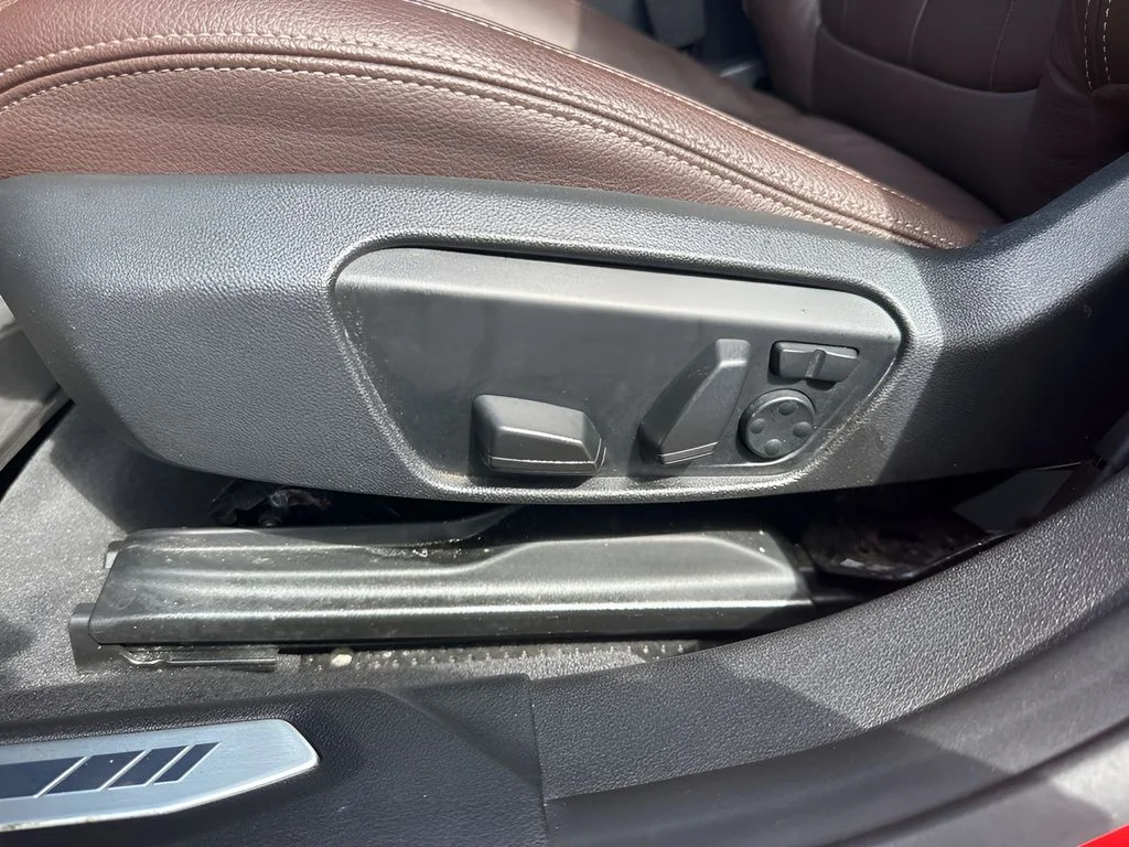 Used 2022 Red BMW M235i xDrive image 10