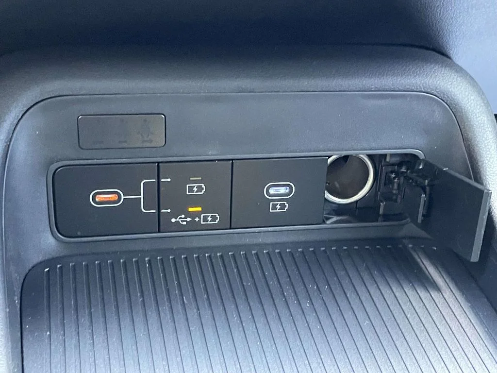 New 2026 Gray Hyundai SE image 27