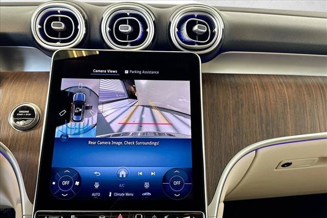 New 2026 Verde Silver Metallic Mercedes-Benz GLC 300 image 43