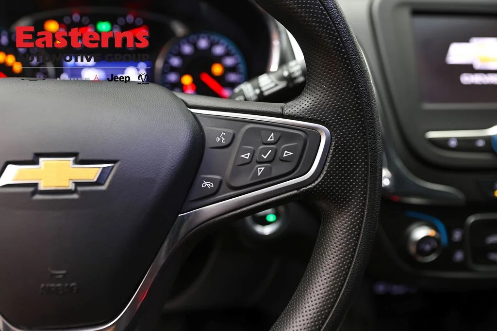 Used 2022 Blue Chevrolet LT image 16