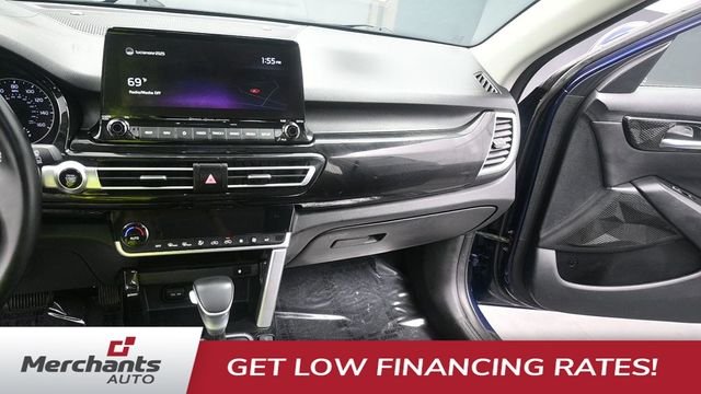 Used 2022 Blue Kia EX image 13