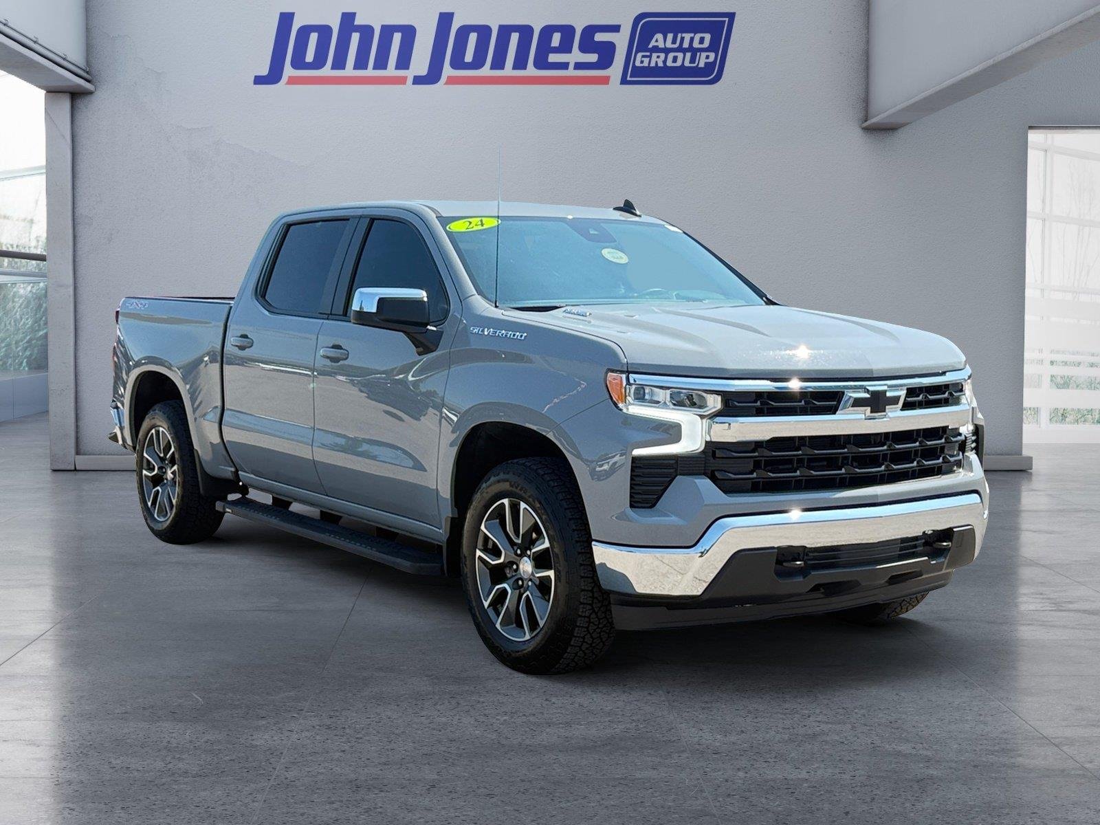 Used 2024 Slate Gray Metallic Chevrolet LT image 7