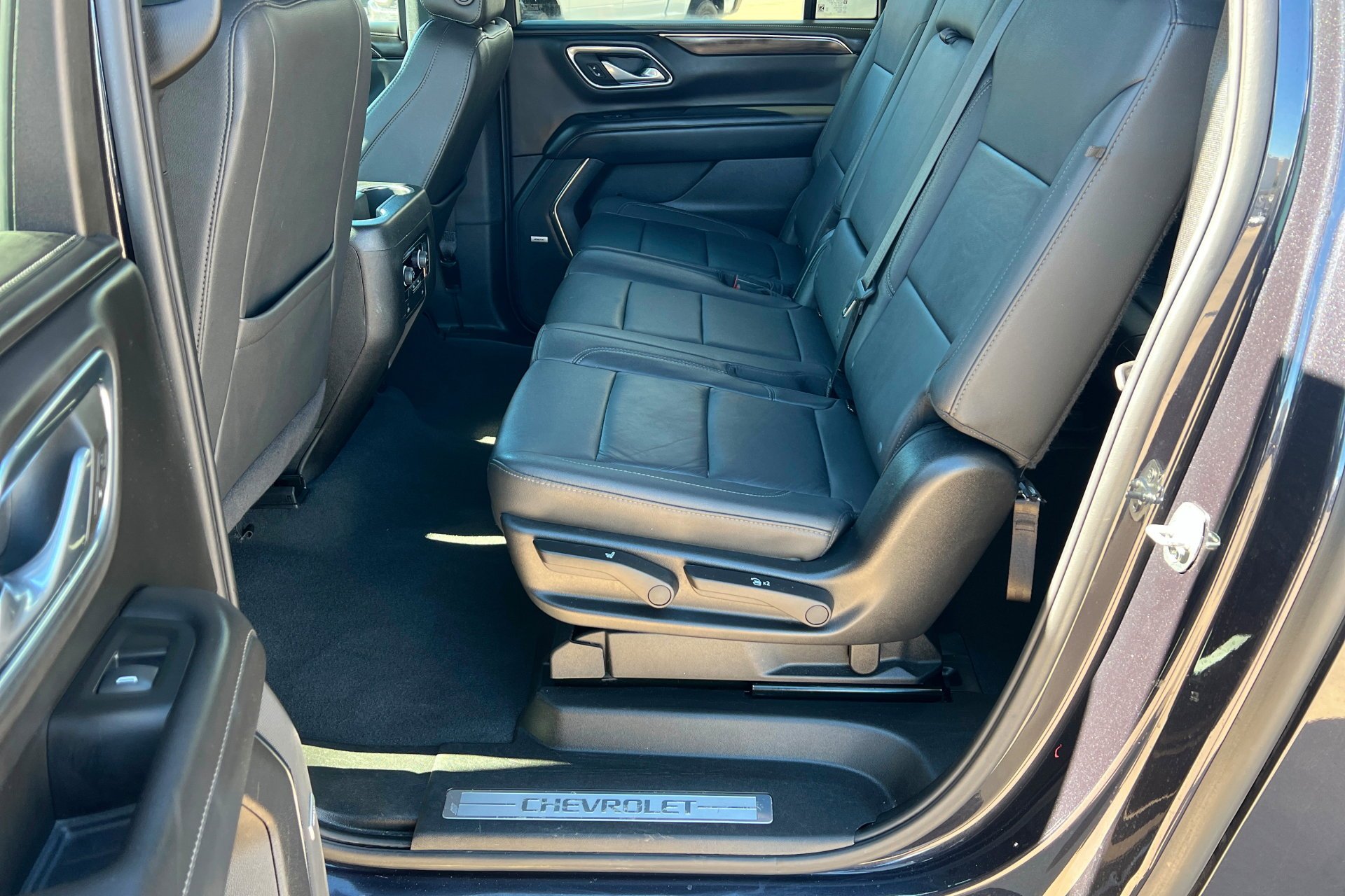 Used 2024 Dark Ash Metallic Chevrolet LT image 22