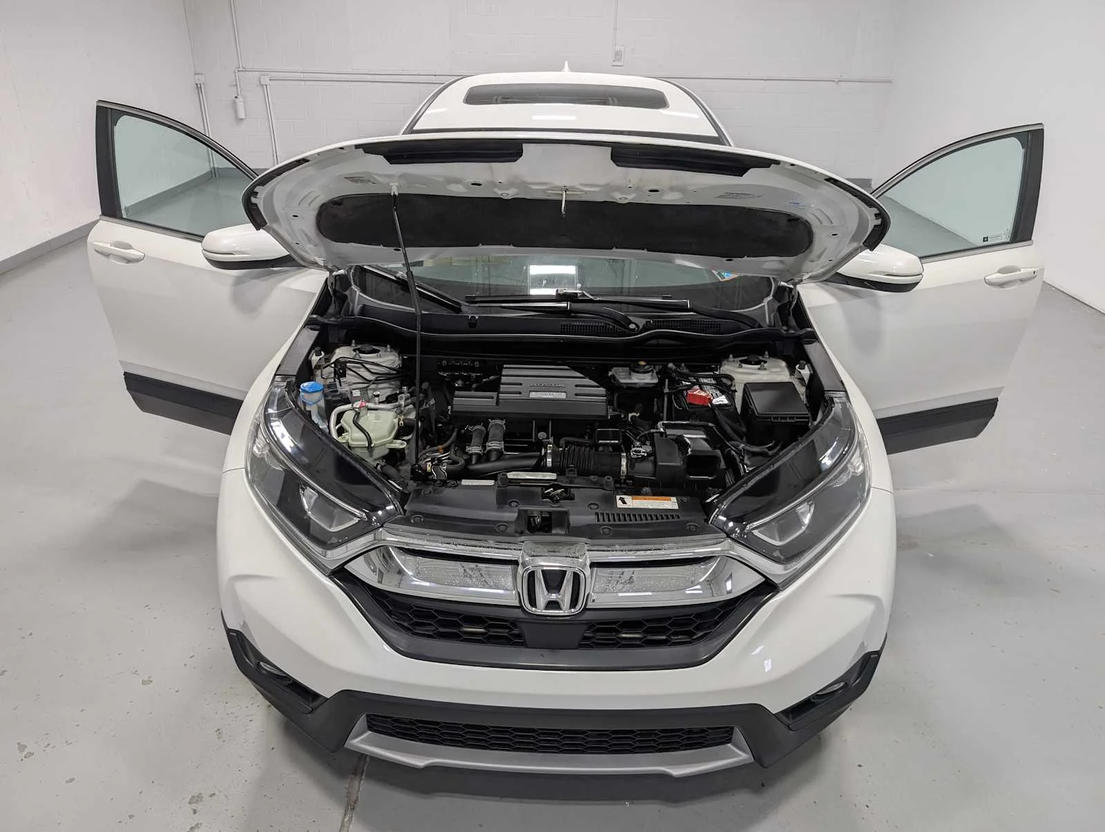 Used 2017 White Diamond Pearl Honda EX image 13
