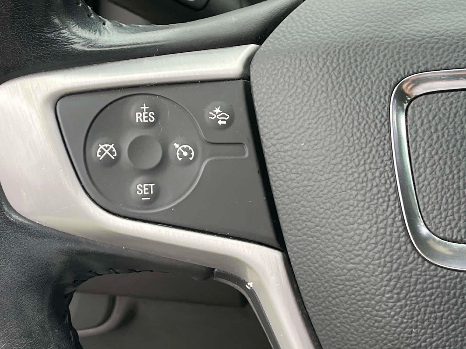 Used 2020 Summit White GMC SLE image 35