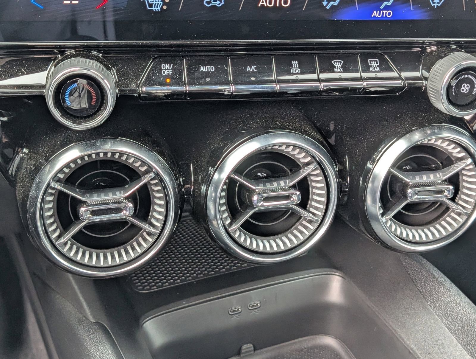 2025 Chevrolet Blazer EV LT - Photo 14