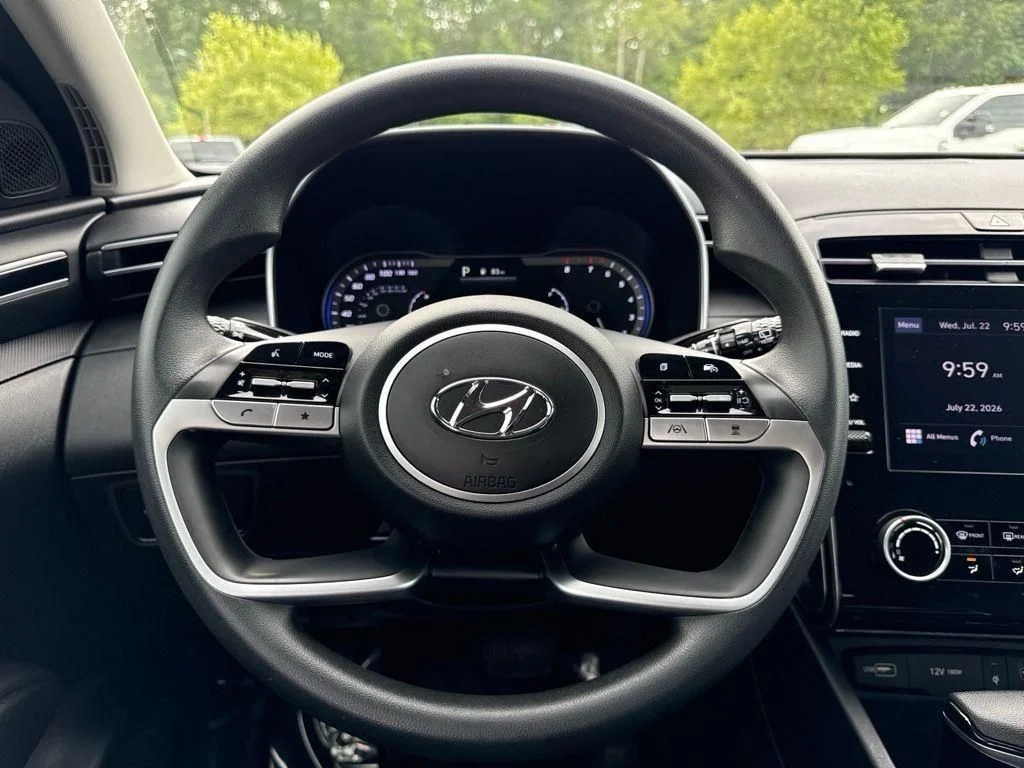 Used 2023 Black Hyundai SEL image 16