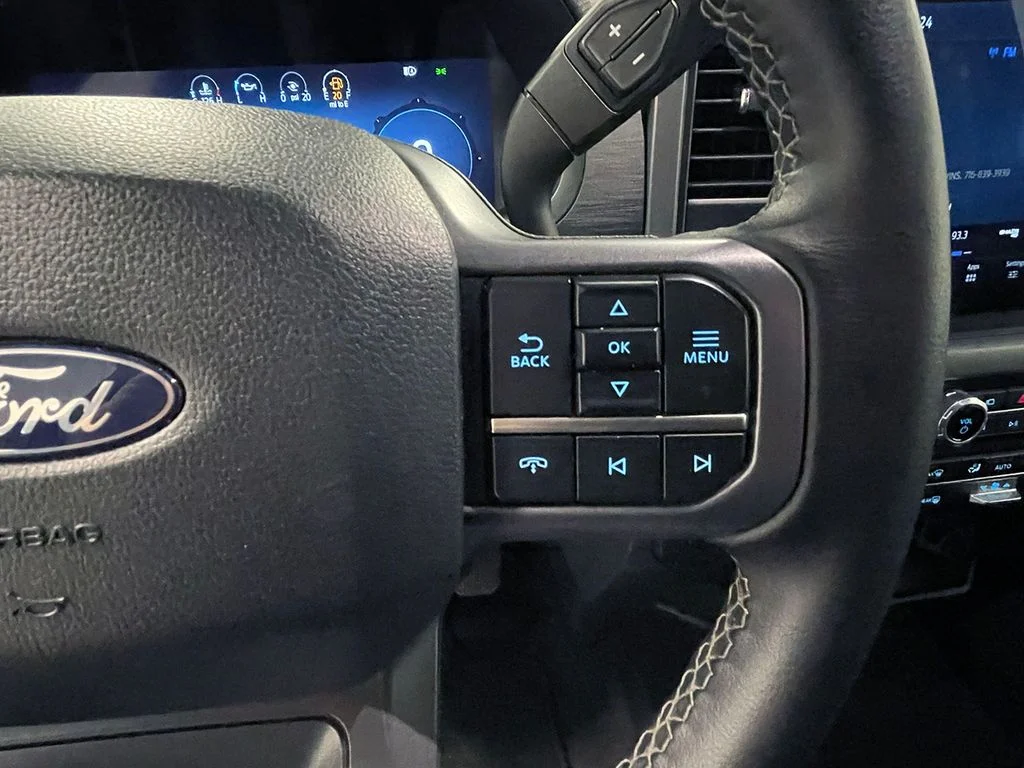 Used 2025 Gray Ford XLT image 29