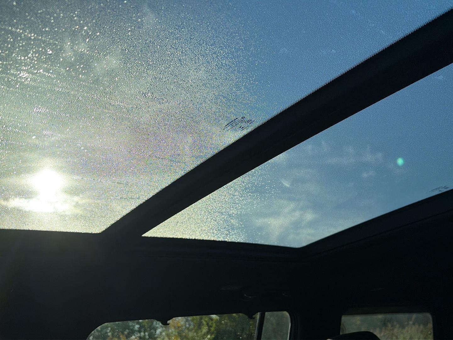 Used 2022 Diamond Black Crystal Pearlcoat Jeep Series I image 17