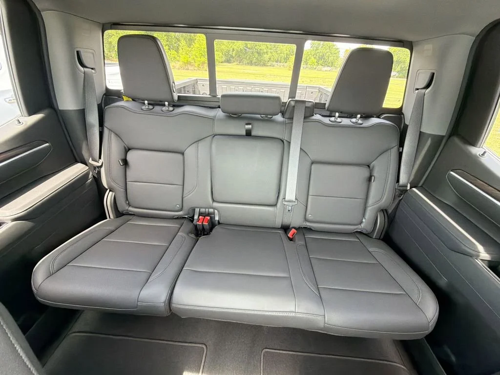2026 GMC Sierra 1500 SLT - Photo 17