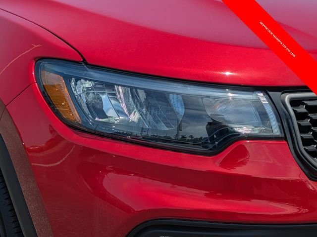 Used 2025 Red Jeep Latitude image 9