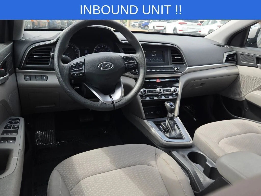 2020 Hyundai Elantra SE - Photo 16