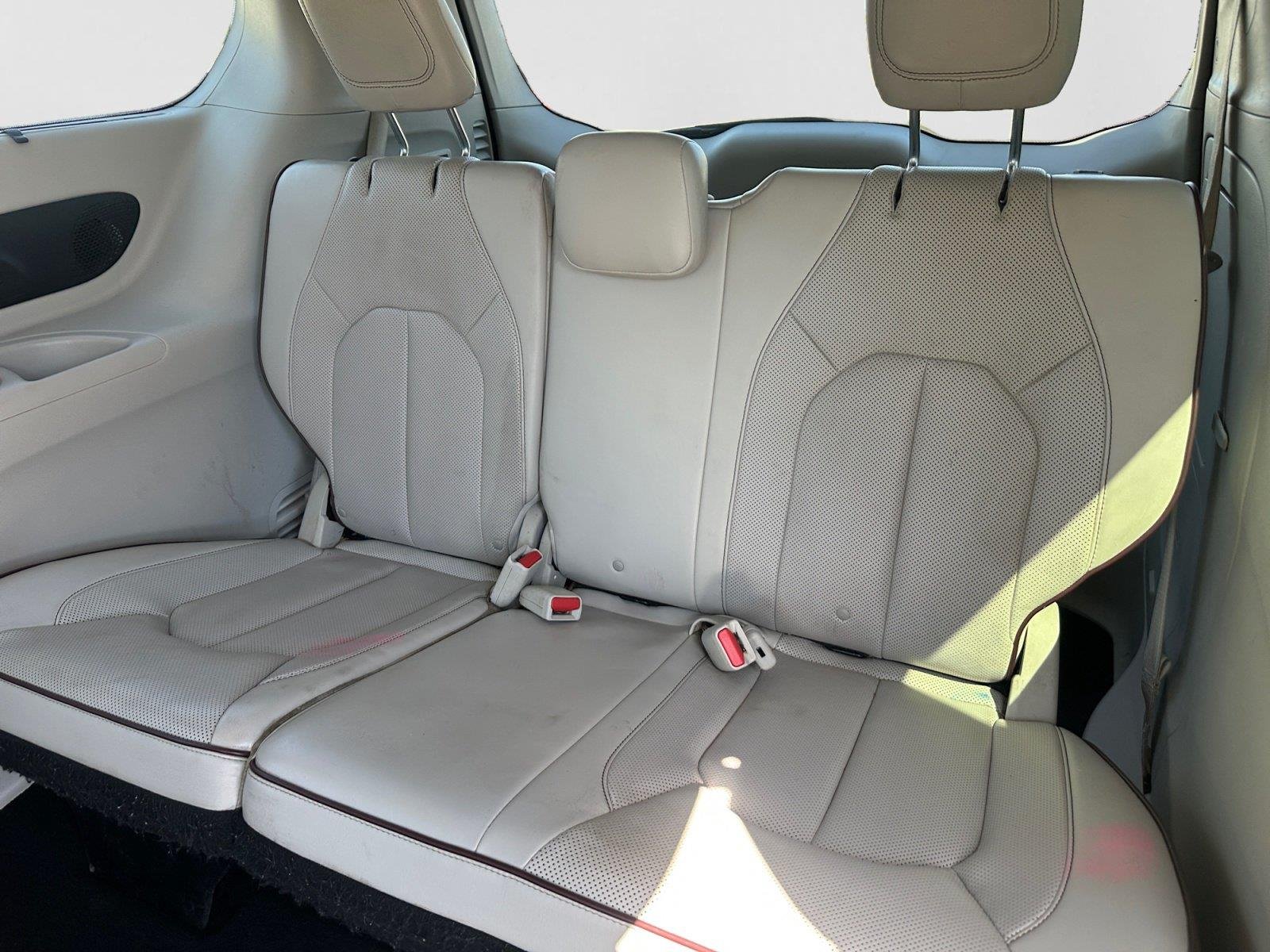 2017 Chrysler Pacifica Limited - Photo 19