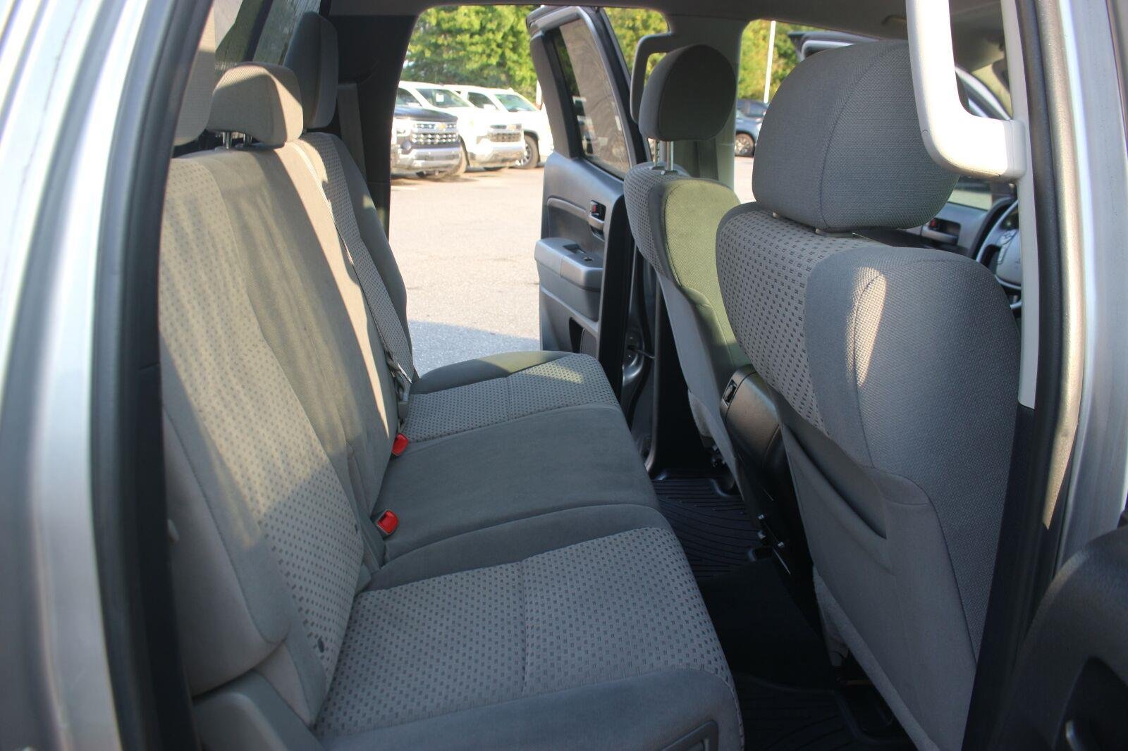 Used 2013 Silver Toyota Double Cab 5.7L FFV V8 6-Spd AT (Natl) image 36