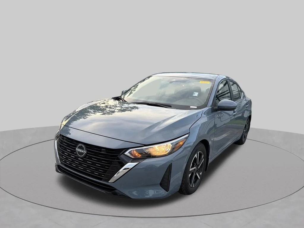 Used 2025 Gray Nissan SV image 15
