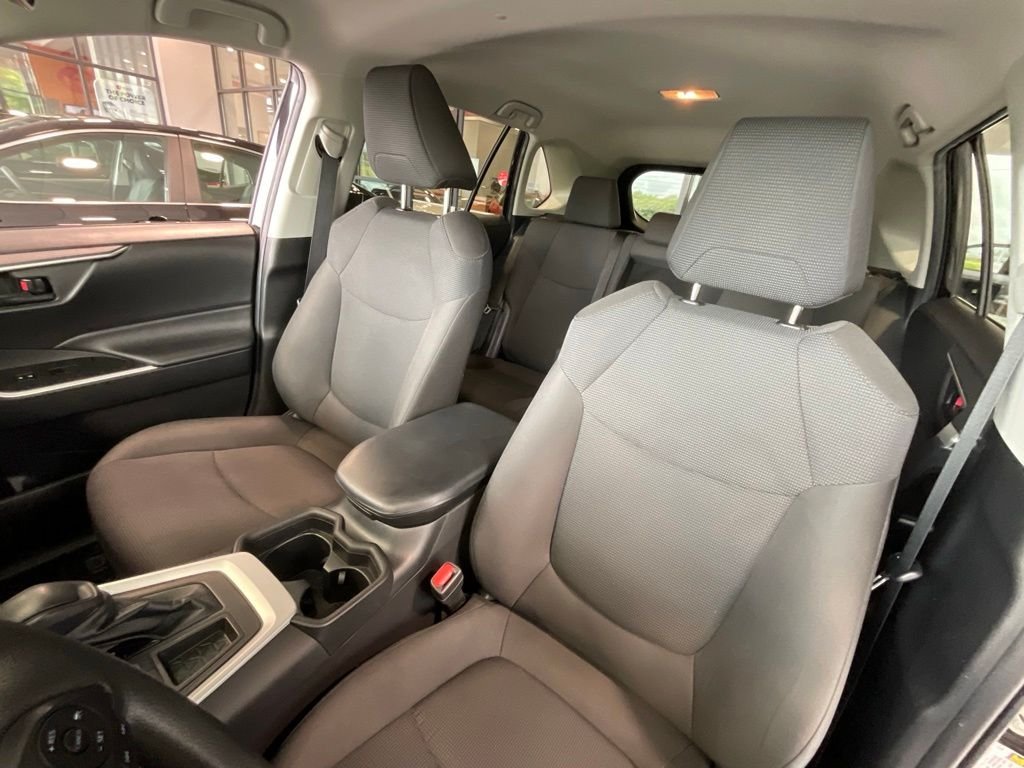 Used 2020 Black Toyota LE image 10